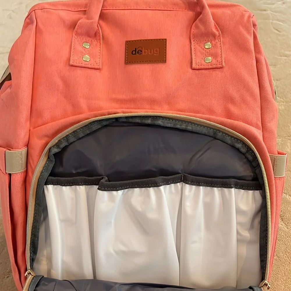 DEBUG BABY BAG WITH CHANGING STATION NWOT